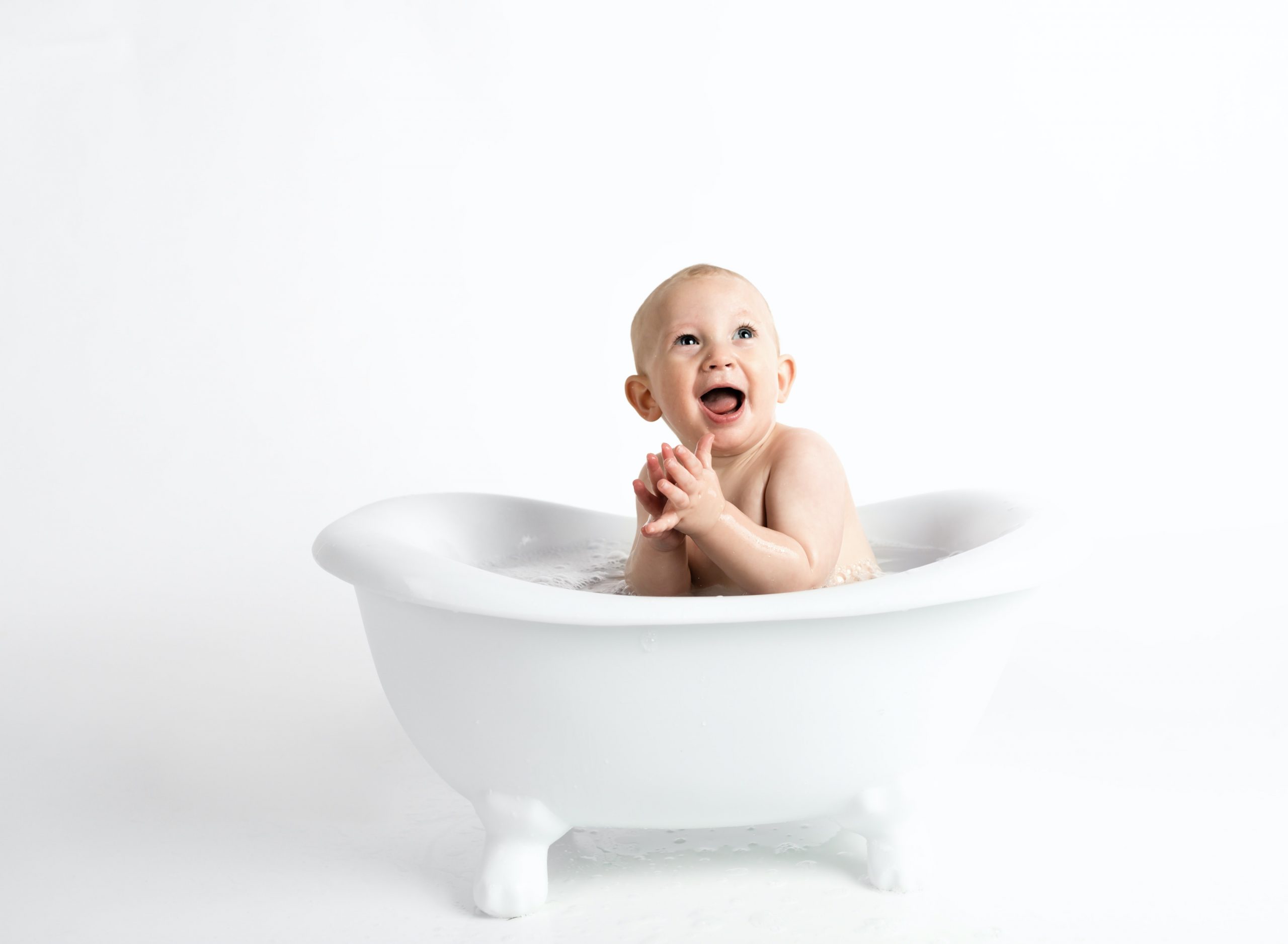 How To Take A Bath With A Newborn Baby