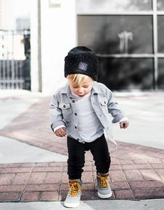 Best Baby Outfits For Family Photos